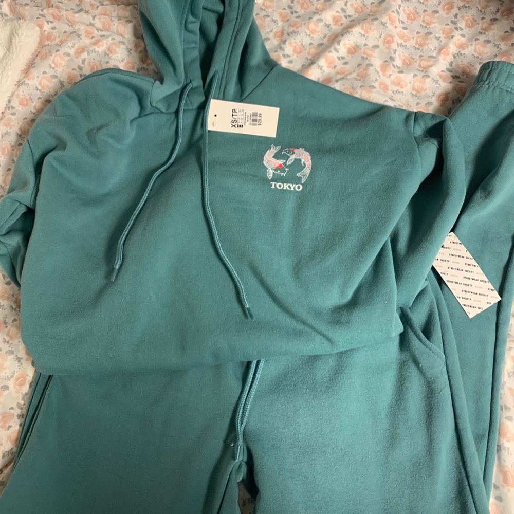 Hoodie & Sweatpants Set XS Lounge Set